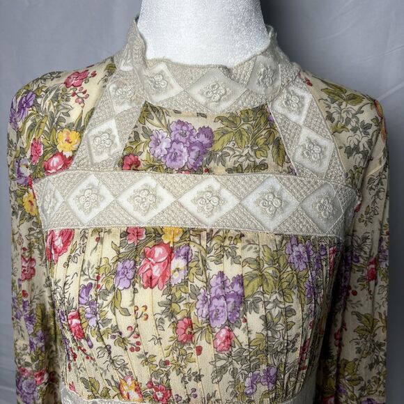 ASOS SZ 4 Floral Lace Trim Blouse dainty romantic Cottagecore Ruffle Sleeve Top - Picture 3 of 9